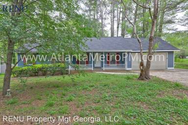 Main picture of 566 Forest Hill Dr