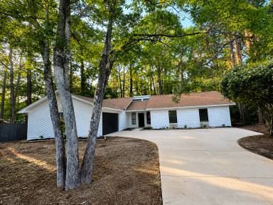 Main picture of 723 Prestwick Dr