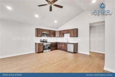 Main picture of 166 Copper Oaks Dr