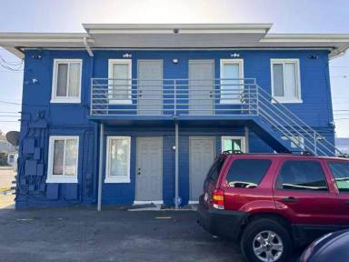 Main picture of 551 N Ridgewood Ave