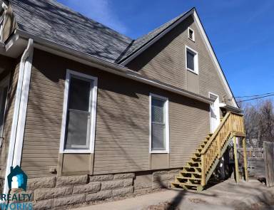 Main picture of 926 S 14th St