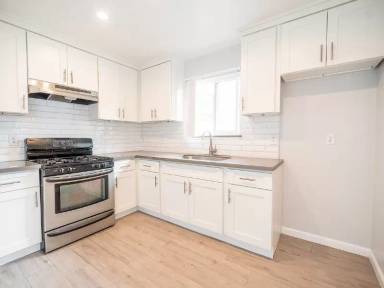 Main picture of 578 N Holliston Ave