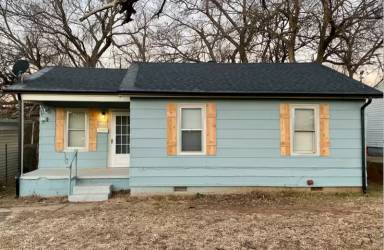 Main picture of 1417 N Page Ave