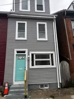 Main picture of 312 S Penn St