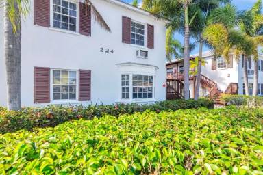 Main picture of 224 Conniston Rd