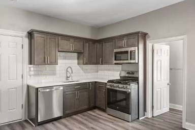 Main picture of 249 N Mulberry St