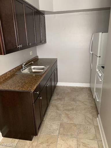 Main picture of 9610 Ivanhoe Ave