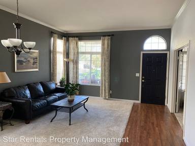 Main picture of 436 Crownpointe Cir