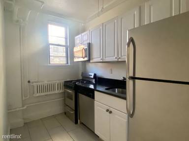 Main picture of 230 Walnut St