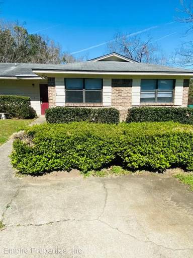 Main picture of 1370 Fuller Rd