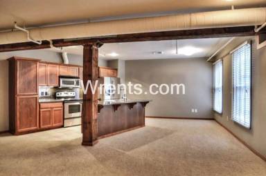 Main picture of 315 W Riverside Ave