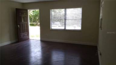 Main picture of 5036 College Dr