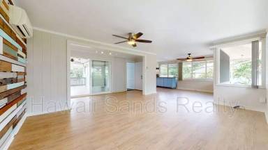 Main picture of 99-639 Halawa Dr