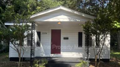 Main picture of 2554 Hemphill St