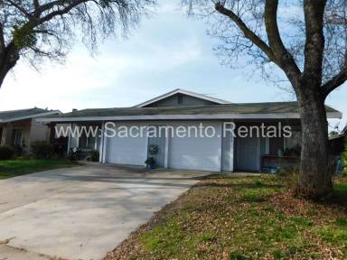 Main picture of 4901 Travertine Cir