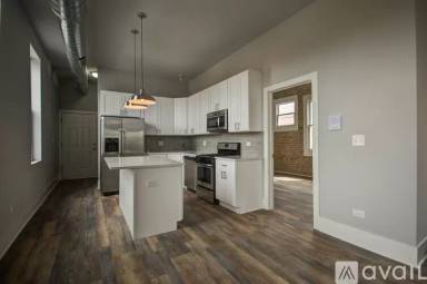 Main picture of 1758 W. 21st Pl./2115 S. Wood St.