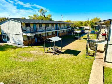 Main picture of 2703 Observation Dr