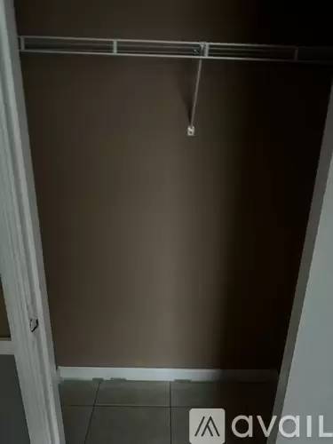 Main picture of 414 Crest Ct