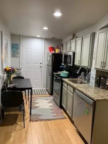 Main picture of 3256 N Lawndale Ave