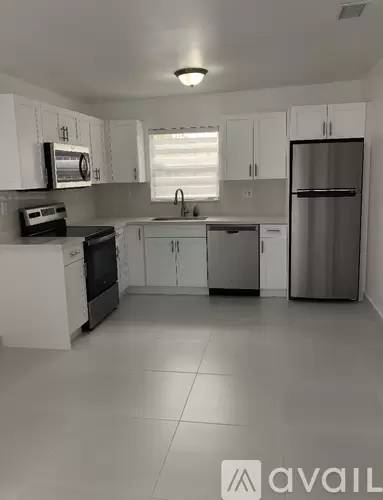 Main picture of 122 NW 49th Ave