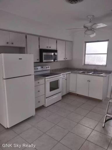 Main picture of 1775 Florence Ave