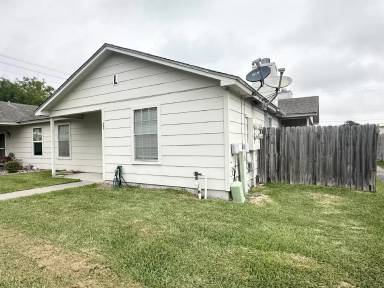 Main picture of 7202 The Mansions Dr