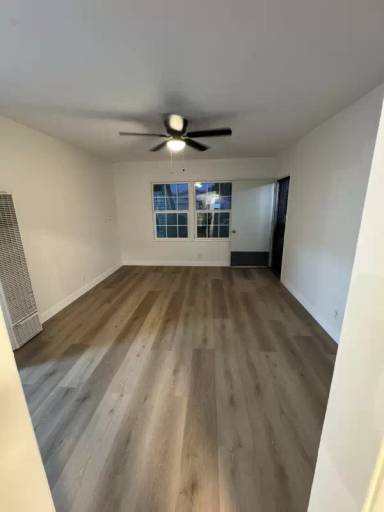 Main picture of 7112 Hood Ave