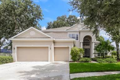 Main picture of 2302 Fountain Grass Dr