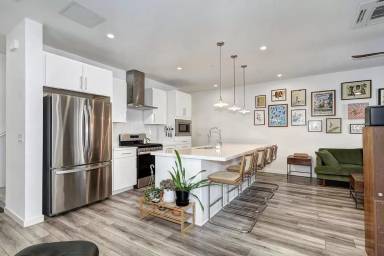Main picture of 196 Log Pond Ln
