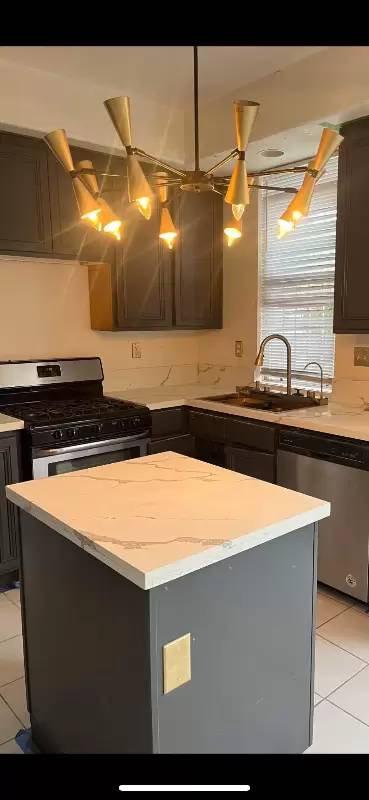 Main picture of 19329 Runnymede St