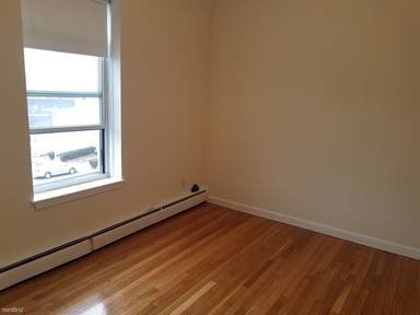 Main picture of 176 North Beacon St