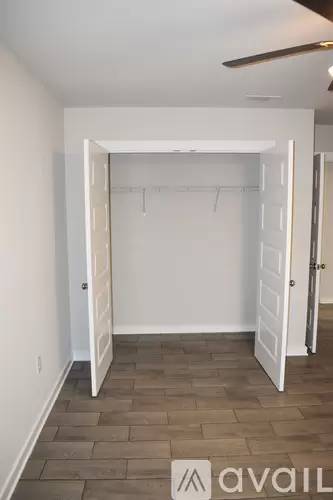 Main picture of 130 East Ave