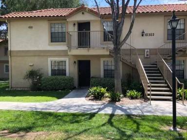 Main picture of 10303 Azuaga St