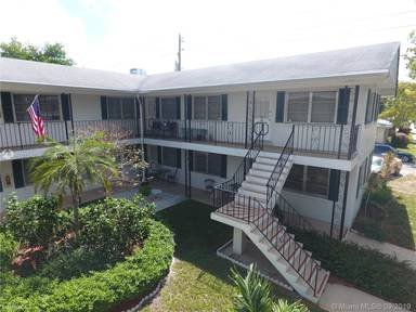 Main picture of 521 N 20th Ave
