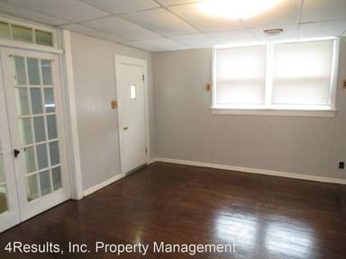 Main picture of 400 E 11th Ave