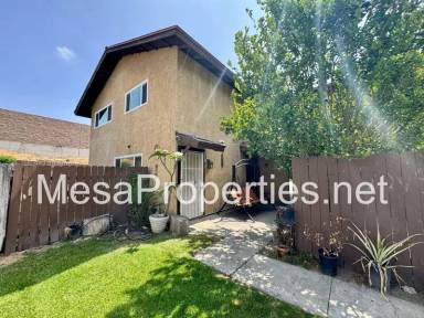 Main picture of 1749 E Fairfield Ct