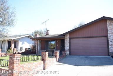 Main picture of 3400 Meadow Way