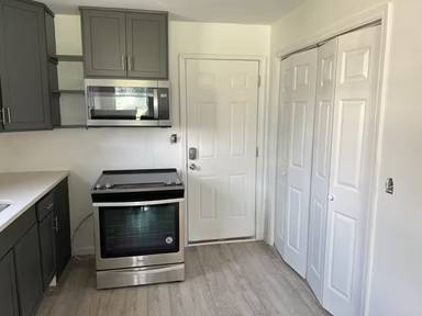 Main picture of 2501 Finland St