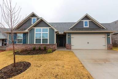 Main picture of 11112 SW 30th St