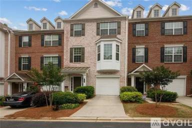 Main picture of 627 Coligny Ct