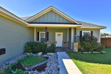 Main picture of 802 Kelley Ln