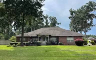 Main picture of 382 NW Colquitt Way