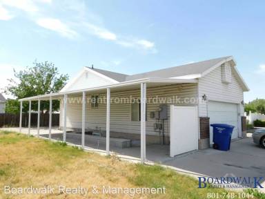 Main picture of 3678 S Lancashire Cir