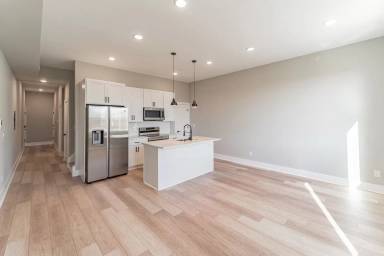 Main picture of 1744 N 22nd St