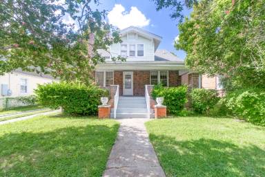 Main picture of 119 D View Ave