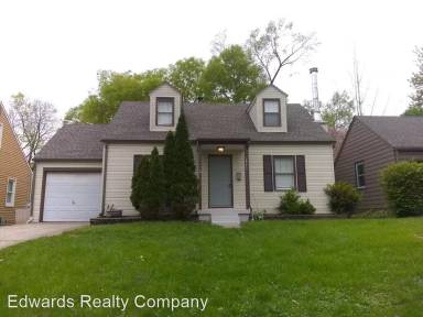 Main picture of 1771 Gerrard Ave