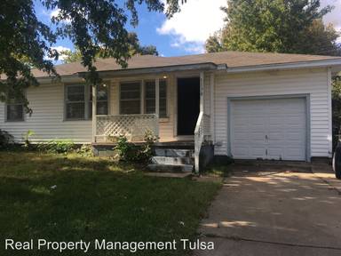 Main picture of 1130 N Canton Ave