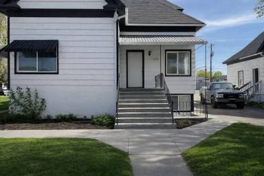 Main picture of 1636 N Arthur Ave