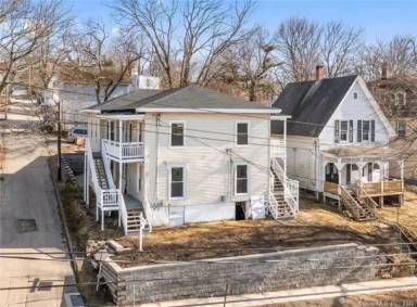 Main picture of 49 Boswell Ave