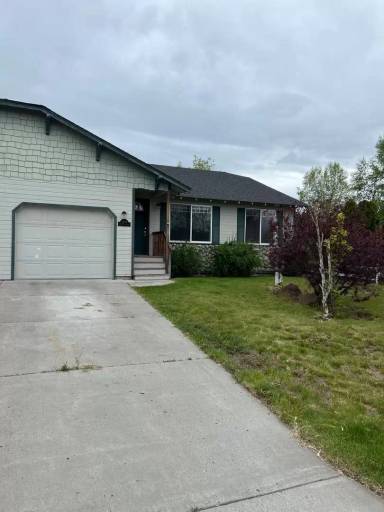 Main picture of 2818 SW Salmon Ave